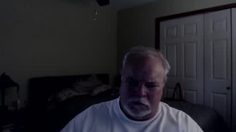 Snapshot of gmctruckguy chatting on November 2025 06:48:02 PM gmctruckguy online show from November 2025 06:48:02 PM