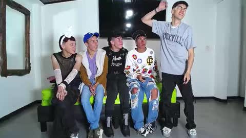 THOMAS AND DAMIAND online show from October 2025 06:42:02 PM