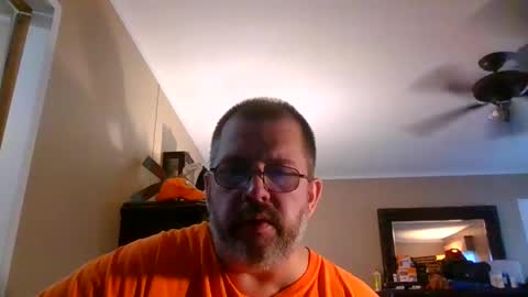 Snapshot of gobey33 chatting on October 2025 03:29:01 PM IDKIDCIDGAF online show from October 2025 03:29:01 PM