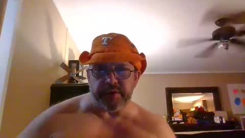 Snapshot of gobey33 chatting on October 2025 06:45:02 AM IDKIDCIDGAF online show from October 2025 06:45:02 AM