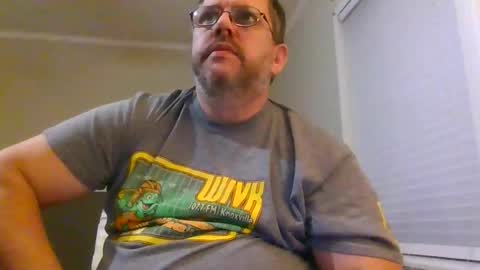 Snapshot of gobey33 chatting on November 2025 01:04:01 AM IDKIDCIDGAF online show from November 2025 01:04:01 AM