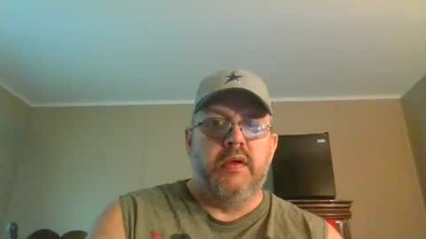 Snapshot of gobey33 chatting on June 2026 05:41:01 PM IDKIDCIDGAF online show from June 2026 05:41:01 PM