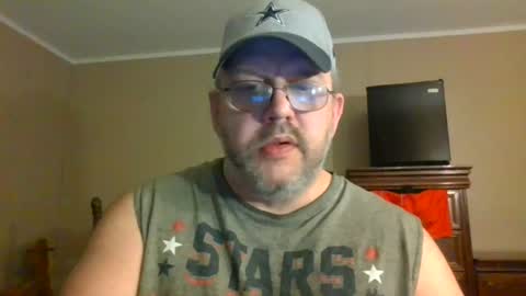 Snapshot of gobey33 chatting on July 2026 02:05:17 AM IDKIDCIDGAF online show from July 2026 02:05:17 AM