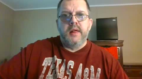 Snapshot of gobey33 chatting on July 2026 04:13:01 PM IDKIDCIDGAF online show from July 2026 04:13:01 PM