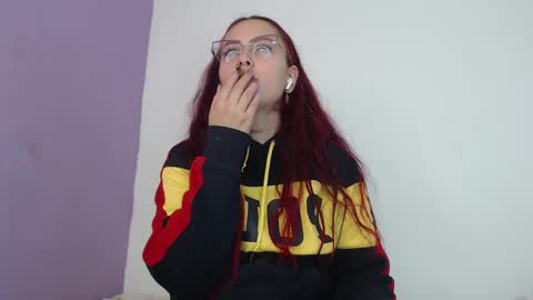 Snapshot of goddess_allison chatting on January 2025 04:48:01 PM goddess_allison online show from January 2025 04:48:01 PM