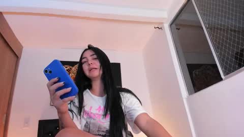 Snapshot of goddess_eli77 chatting on November 2025 02:22:02 AM goddess_eli77 online show from November 2025 02:22:02 AM