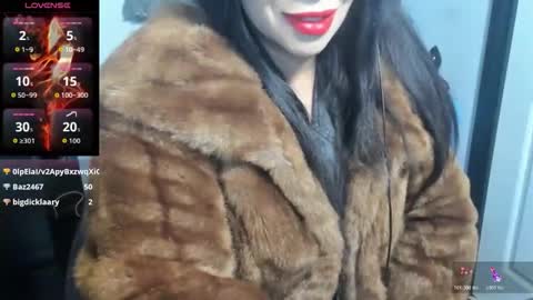 Snapshot of goddess_kimberley chatting on November 2025 01:33:02 PM Goddess Kimberley online show from November 2025 01:33:02 PM