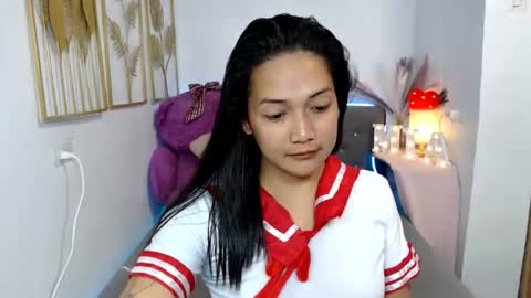 mia online show from December 2024 12:19:02 PM