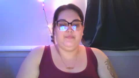 Snapshot of goddess_sereniity chatting on April 2026 12:57:01 AM goddess_sereniity online show from April 2026 12:57:01 AM