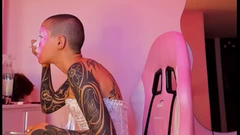 Snapshot of goddess_vee_ chatting on October 2025 10:01:01 PM vee online show from October 2025 10:01:01 PM