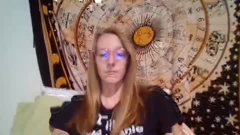 Snapshot of goddesschloexo chatting on September 2025 02:49:01 AM GoddessChloexo online show from September 2025 02:49:01 AM