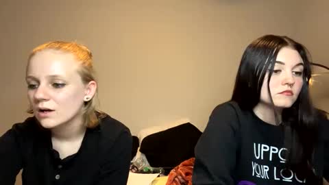 Snapshot of goddessfeyaa chatting on January 2025 02:15:02 AM feyaa22 online show from January 2025 02:15:02 AM