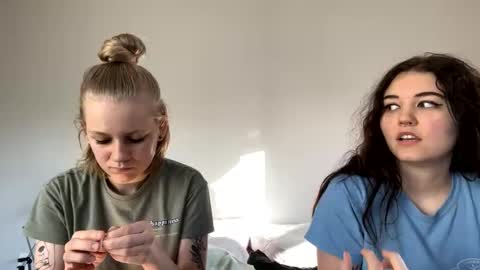 Snapshot of goddessfeyaa chatting on January 2025 01:31:01 PM feyaa22 online show from January 2025 01:31:01 PM