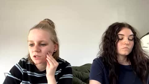 Snapshot of goddessfeyaa chatting on January 2025 04:51:02 PM feyaa22 online show from January 2025 04:51:02 PM