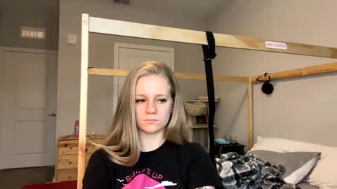 Snapshot of goddessfeyaa chatting on January 2025 04:26:01 PM feyaa22 online show from January 2025 04:26:01 PM