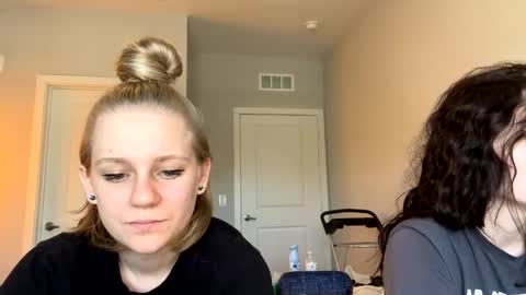 Snapshot of goddessfeyaa chatting on January 2025 04:20:01 PM feyaa22 online show from January 2025 04:20:01 PM