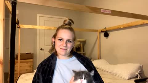 Snapshot of goddessfeyaa chatting on February 2025 12:09:01 AM feyaa22 online show from February 2025 12:09:01 AM