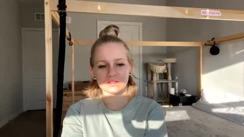 Snapshot of goddessfeyaa chatting on February 2025 01:22:01 PM feyaa22 online show from February 2025 01:22:01 PM