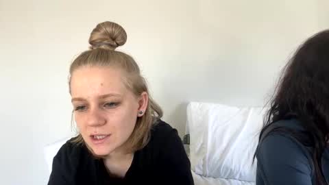 Snapshot of goddessfeyaa chatting on February 2025 04:45:02 PM feyaa22 online show from February 2025 04:45:02 PM