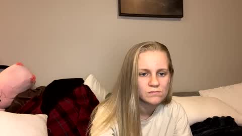 Snapshot of goddessfeyaa chatting on February 2025 01:25:02 AM feyaa22 online show from February 2025 01:25:02 AM