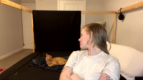 Snapshot of goddessfeyaa chatting on February 2025 01:05:02 AM feyaa22 online show from February 2025 01:05:02 AM