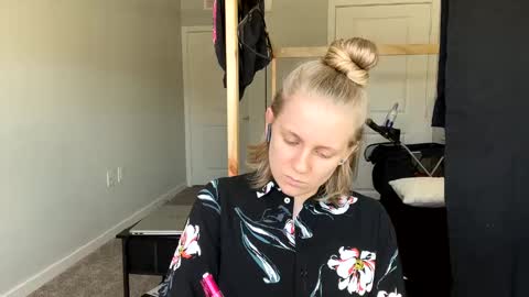 Snapshot of goddessfeyaa chatting on March 2025 04:14:01 PM feyaa22 online show from March 2025 04:14:01 PM