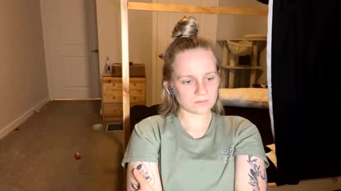 Snapshot of goddessfeyaa chatting on March 2025 01:28:01 AM feyaa22 online show from March 2025 01:28:01 AM