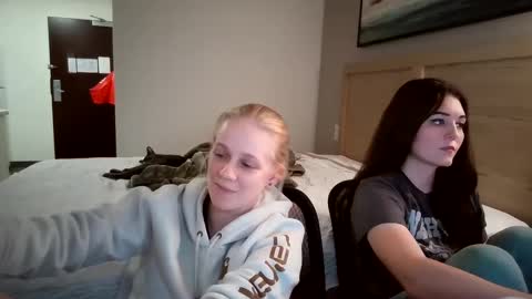 Snapshot of goddessfeyaa chatting on September 2025 04:55:02 AM feyaa22 online show from September 2025 04:55:02 AM