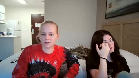 Snapshot of goddessfeyaa chatting on September 2025 05:01:02 PM feyaa22 online show from September 2025 05:01:02 PM