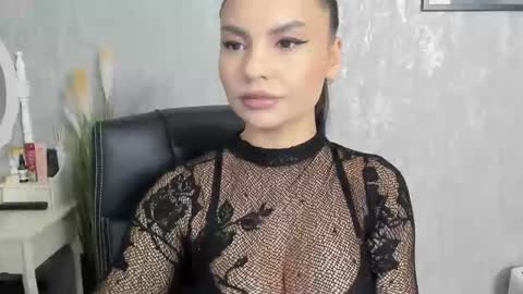 Snapshot of goddessmiaa chatting on February 2025 04:22:02 PM Mistress online show from February 2025 04:22:02 PM