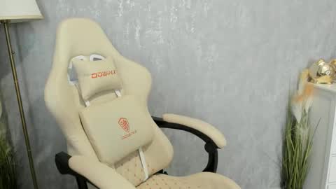 Snapshot of goddessmiaa chatting on September 2025 08:52:02 AM Mistress online show from September 2025 08:52:02 AM