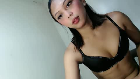 MISS LOVELY online show from May 2026 01:48:01 PM