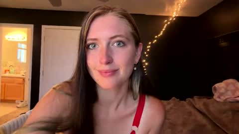 Snapshot of goddessquinncy chatting on June 2026 12:09:02 PM goddessquinncy online show from June 2026 12:09:02 PM