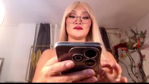 quinnie online show from January 2025 05:13:02 AM