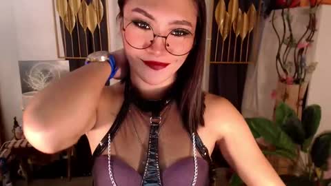 quinnie online show from January 2025 12:52:02 AM