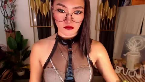 quinnie online show from February 2025 01:13:01 AM