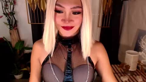 quinnie online show from March 2025 01:21:01 AM
