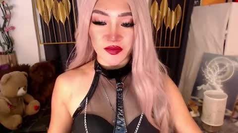 quinnie online show from March 2025 12:48:01 AM