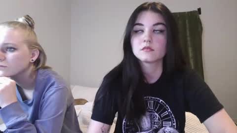 Snapshot of goddessshadowraven chatting on December 2024 02:17:02 PM Goddess Raven online show from December 2024 02:17:02 PM