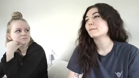 Snapshot of goddessshadowraven chatting on February 2025 04:34:02 PM Goddess Raven online show from February 2025 04:34:02 PM