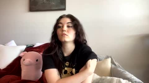 Snapshot of goddessshadowraven chatting on February 2025 04:15:02 PM Goddess Raven online show from February 2025 04:15:02 PM