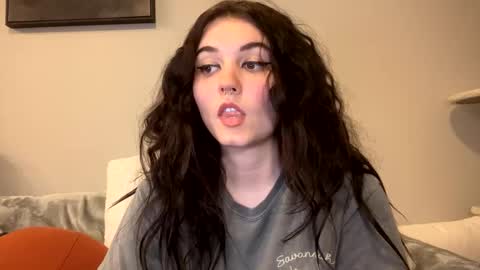 Snapshot of goddessshadowraven chatting on March 2025 01:34:02 AM Goddess Raven online show from March 2025 01:34:02 AM