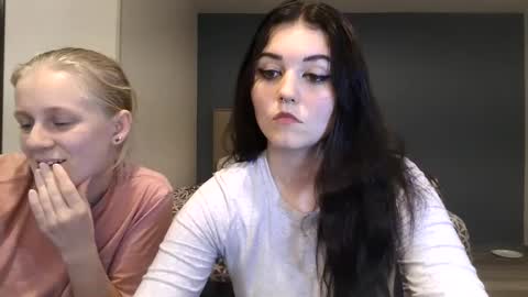 Snapshot of goddessshadowraven chatting on September 2025 04:56:02 AM Goddess Raven online show from September 2025 04:56:02 AM