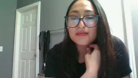 Snapshot of goddessxxrosexx chatting on December 2024 08:05:02 AM GoddessxxRosexx online show from December 2024 08:05:02 AM