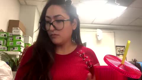 Snapshot of goddessxxrosexx chatting on December 2024 01:38:02 AM GoddessxxRosexx online show from December 2024 01:38:02 AM