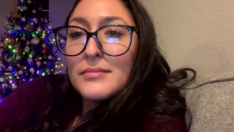 Snapshot of goddessxxrosexx chatting on December 2024 05:09:02 AM GoddessxxRosexx online show from December 2024 05:09:02 AM