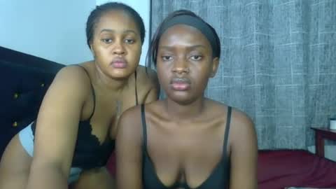 godess_lunah online show from June 2026 06:34:01 PM