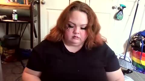 Snapshot of godessisabella chatting on January 2025 02:48:01 PM godessisabella online show from January 2025 02:48:01 PM