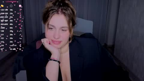 Lilya online show from September 2025 05:35:02 PM