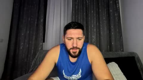 gold_alpha_boy online show from October 2025 03:38:02 PM